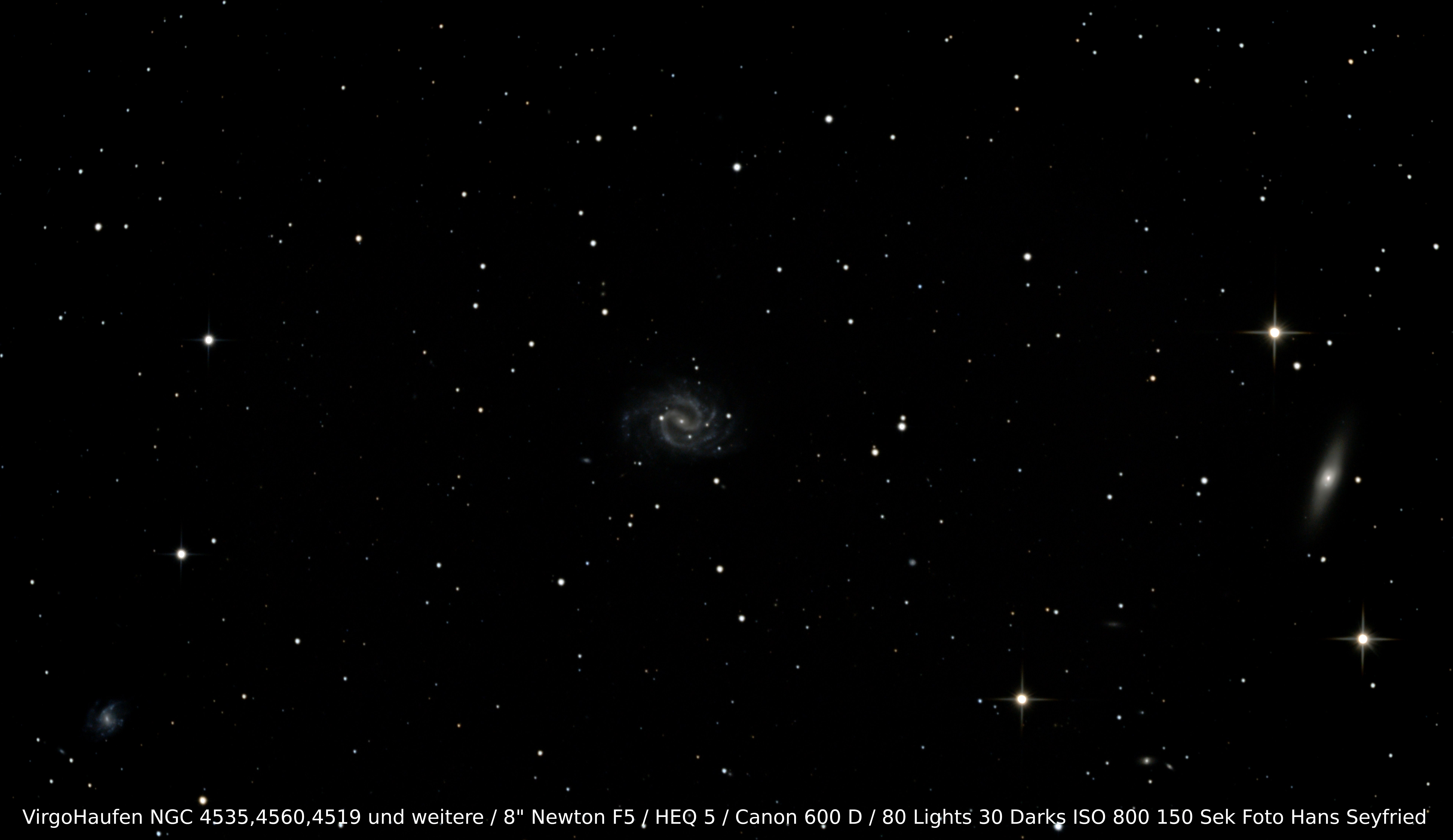 NGC 4535 und Begleiter